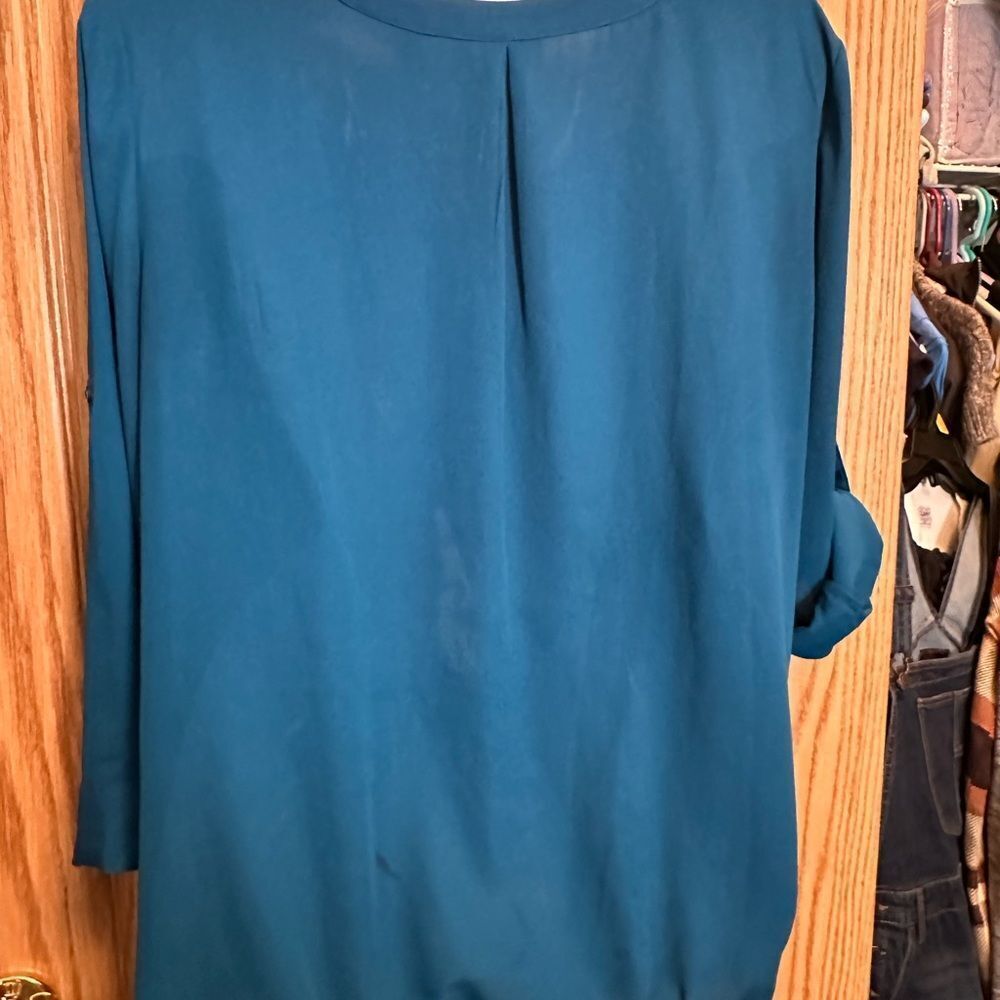 Teal Blouse - Picture 4 of 10